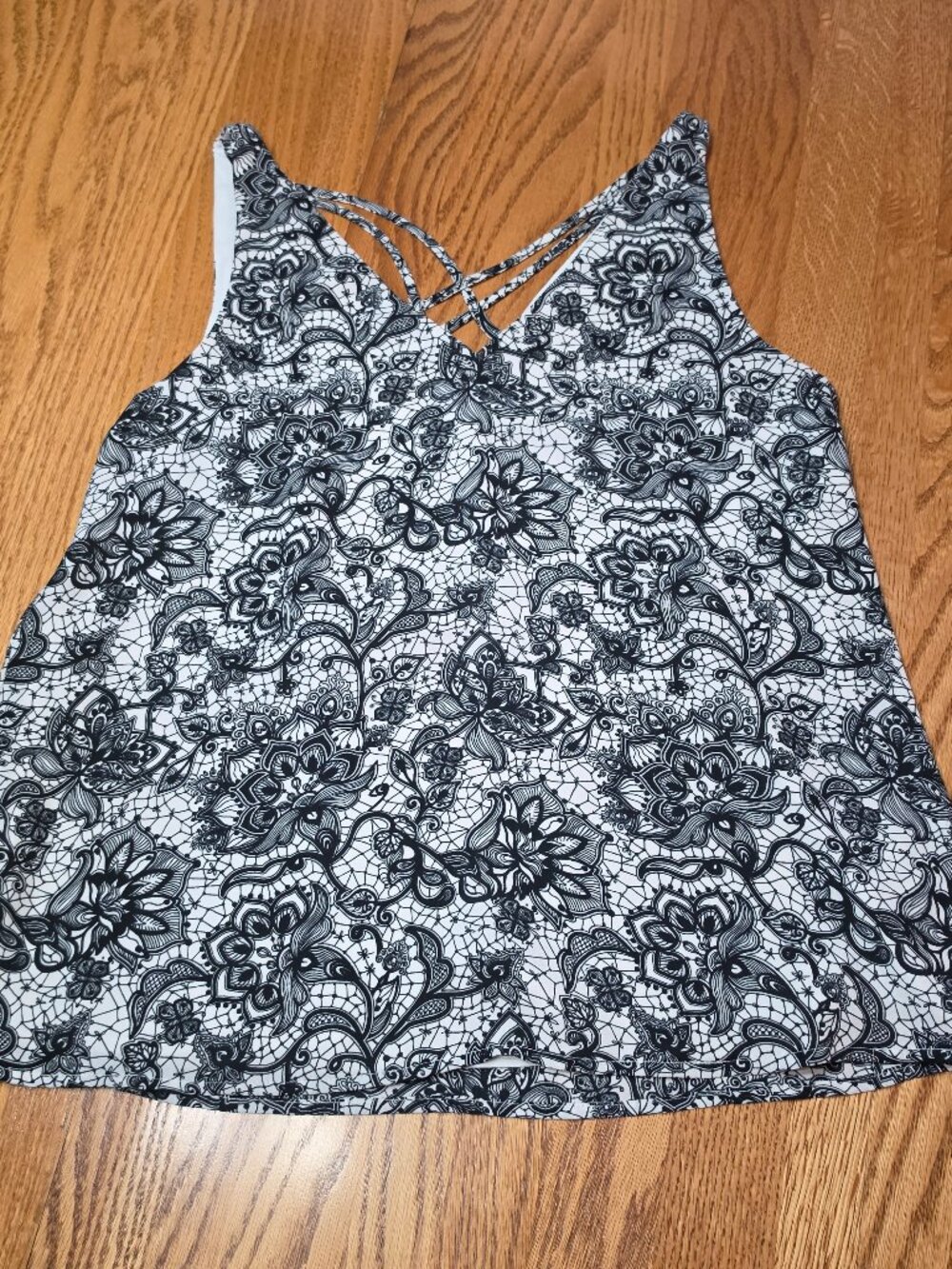 Express Tank Top Black White Floral Spaghetti Strap Camp Size S